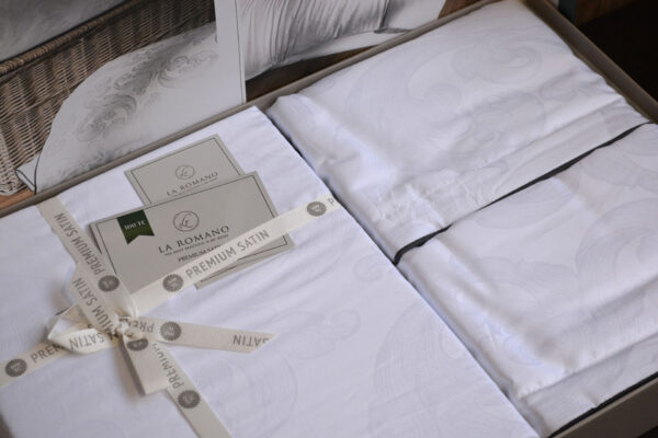 Постільна білизна La Romano Premium Satin 200×220 см Vandela White - Image 3